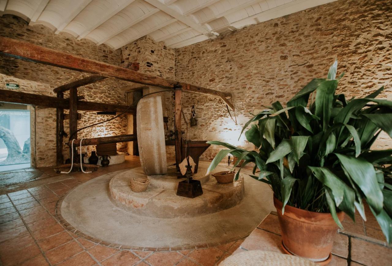 Lo Moli De Rosquilles - Adults Only Country house